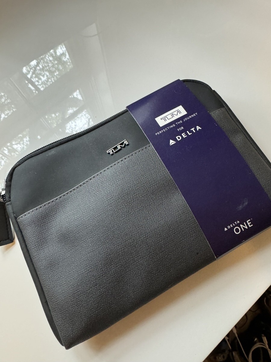 Tumi x Delta Amenity Kit *new