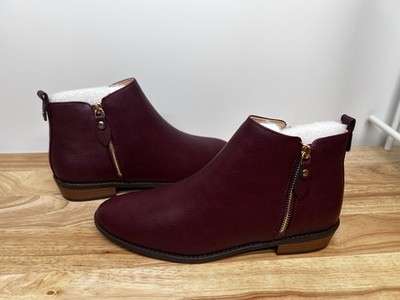 Journee Collection Ellis Wine Boot Size 8.5