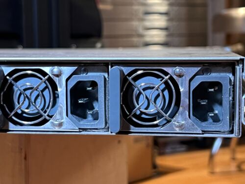 Apple Xserve Quad Xeon “Nehalem” A1279 EMC2279 12GB Ram No HDD Fiber & eSata - Picture 4 of 10