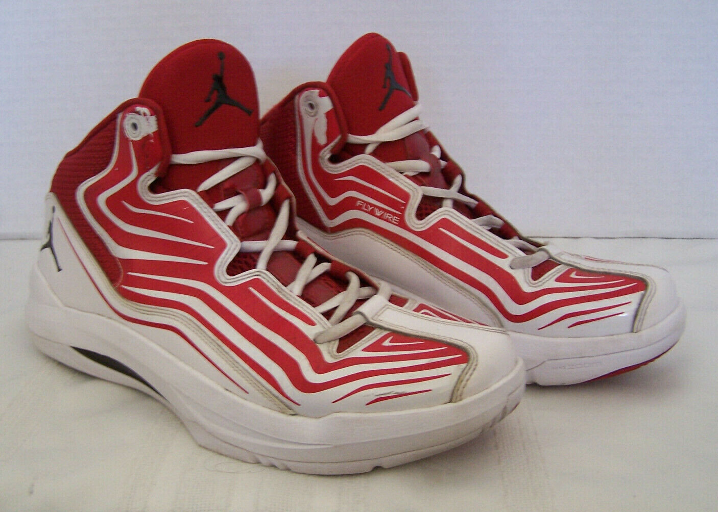 MEN'S JORDAN ZOOM FLYWIRE RED AND WHITE BASKETBALL SN… Gem