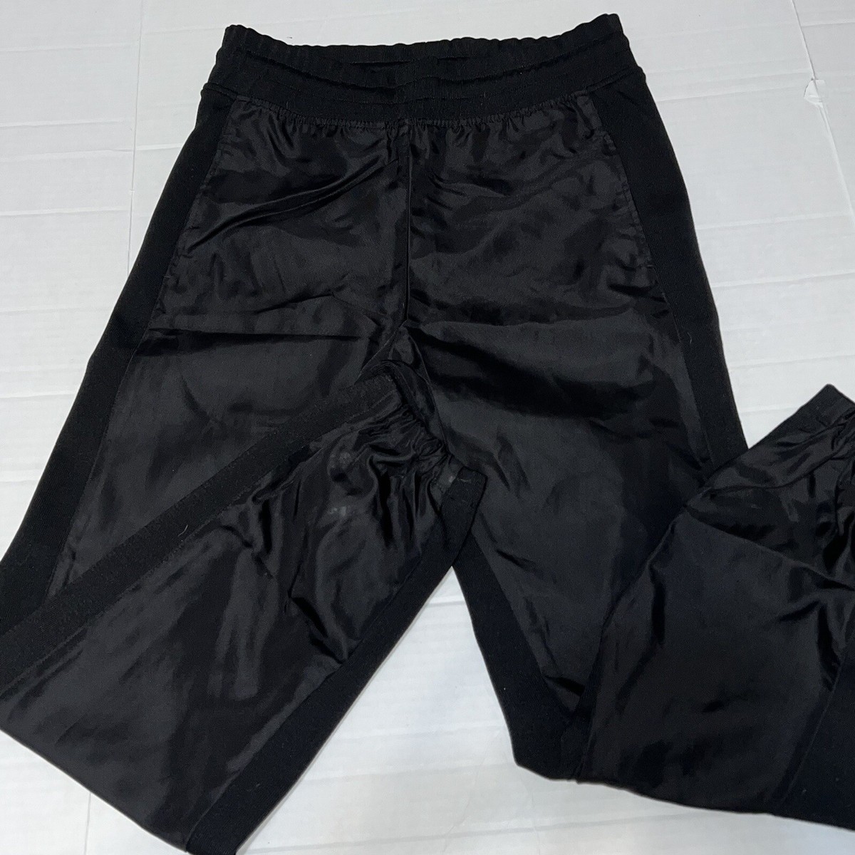 Yeezy Season 3 Tyvek Jogger True Onyx Men's Size Small Black Yeezy Season 3 Tyvek Jogger True Onyx Men's Size Small Black