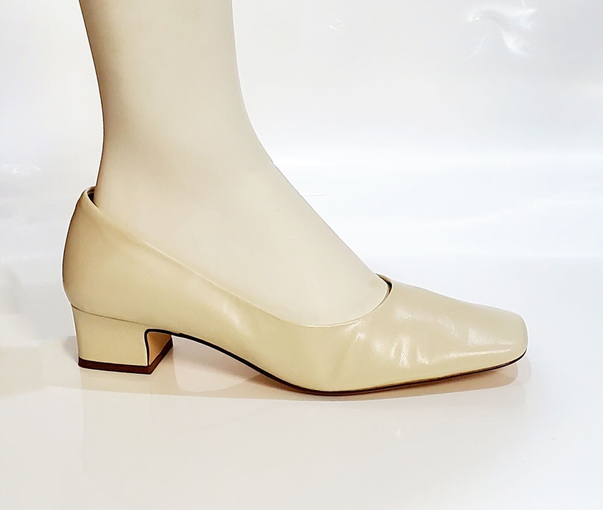 Women's Maripe Upper Leather Pumps Slip-on Shoes Cream Size 9M