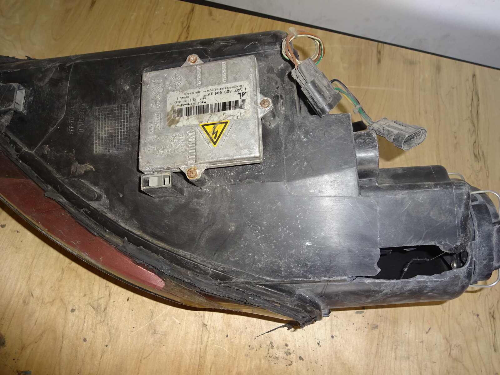 Maserati Spyder RH Right Passenger Headlight Part# 190710