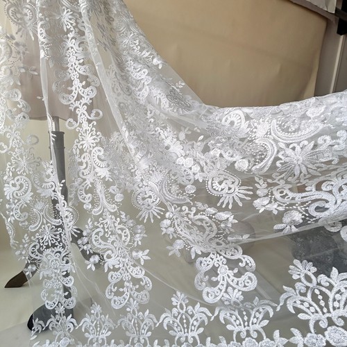 Dentelle Brodé Floral 13.6cm Largeur - Tissu Fleurs Feuilles Vigne Blanche Pour Robe Soirée, Jupe Et Embellissement Couture