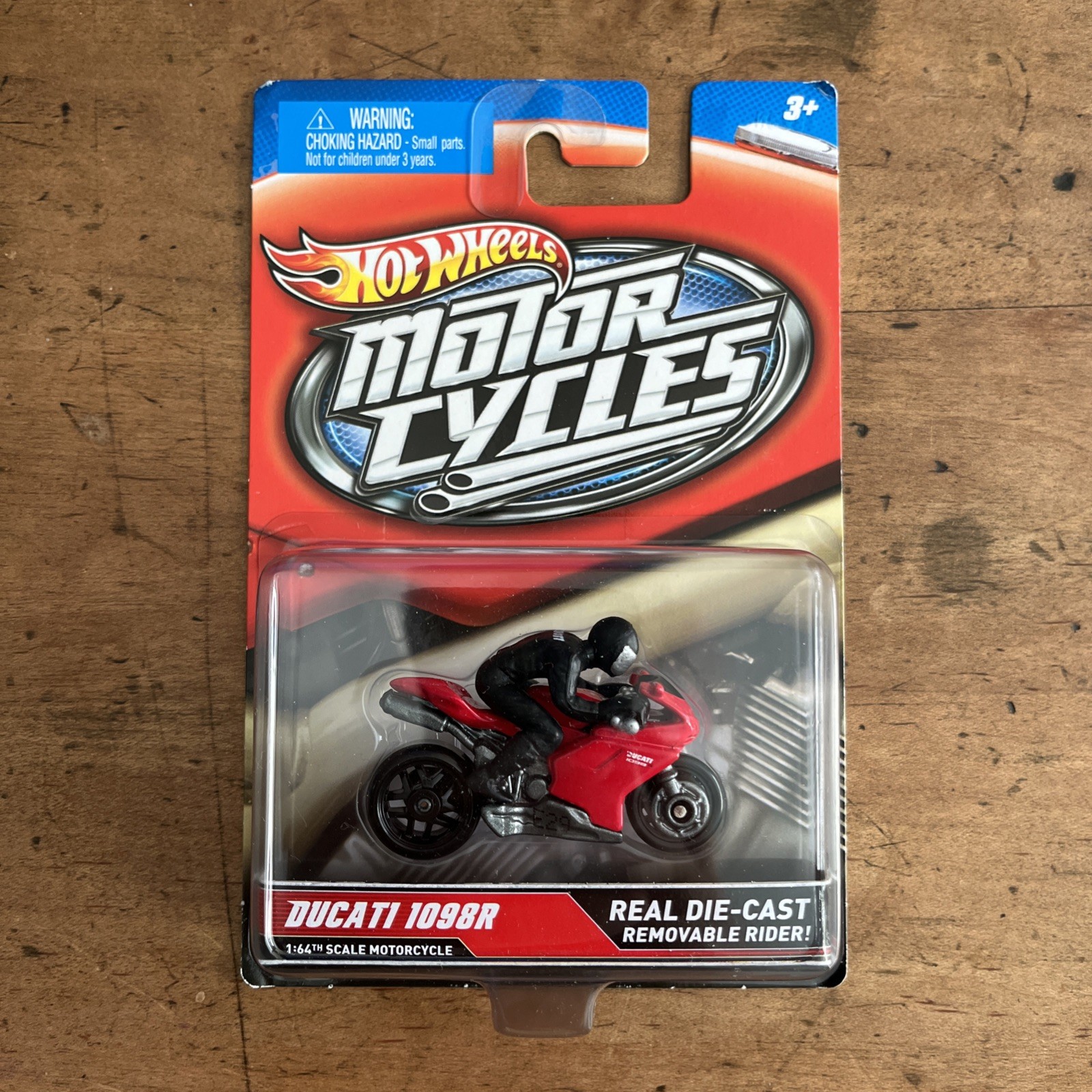 Hot Wheels Motorcycles DUCATI 1098R Red Removable Rider Red Diecast 1:64