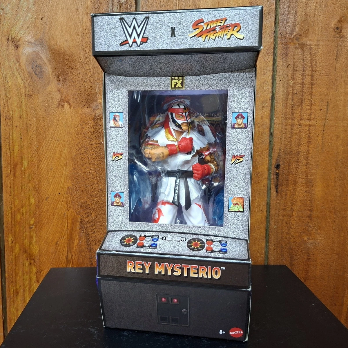 Rey Mysterio / Ryu - WWE x Street Fighter Elite Collection Action Figure