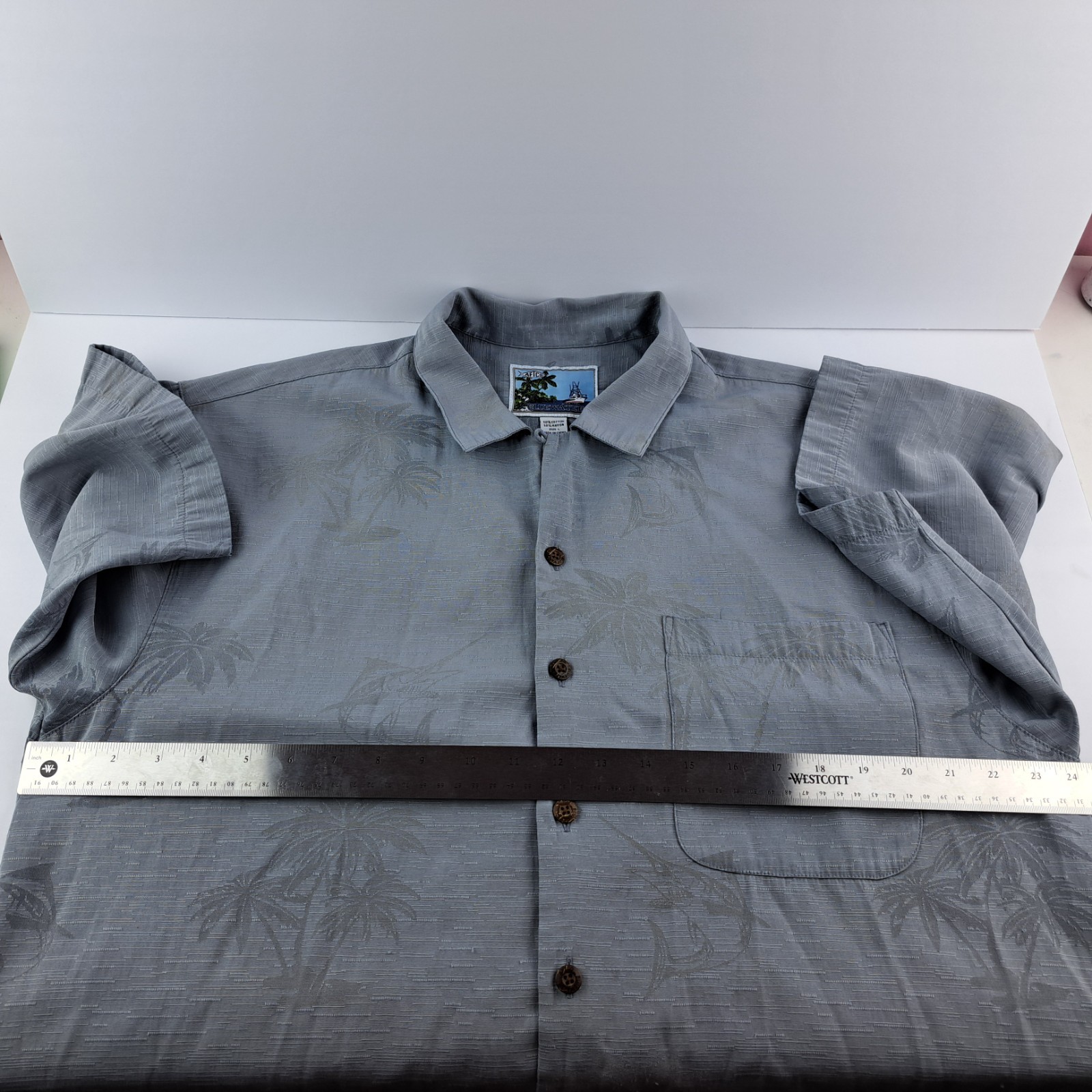 AFTCO Bluewater Hawaiian Shirt Mens Large Gray Button Up S/S Palm Trees Embossed