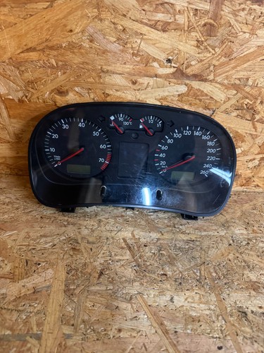 ZX72* Volkswagen Golf 4 Benzin Tacho Kombiinstrument 1J0920802B