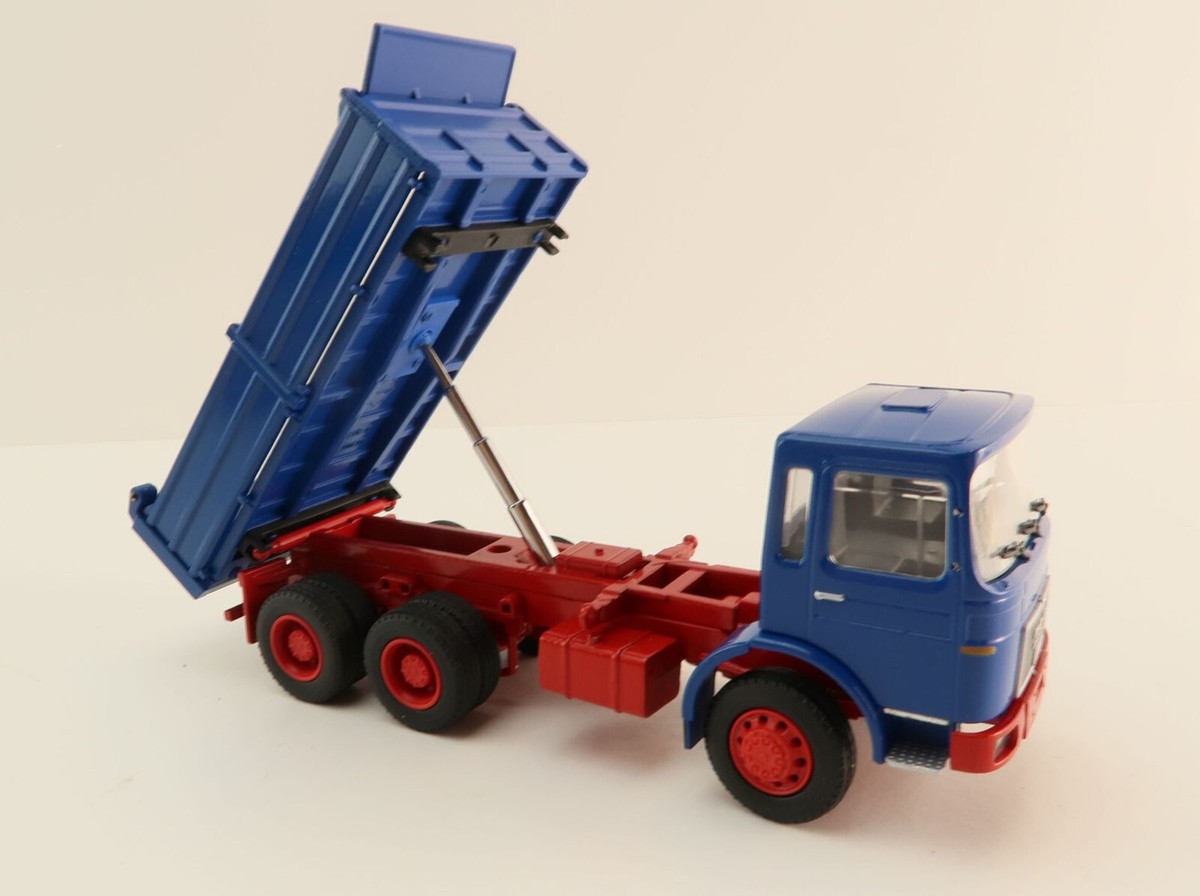 コンラード　conrad 75207/0 1／50スケール　MAN 5軸 ダンプ コンラード conrad 75207/0 1／50スケール MAN 5軸 ダンプ