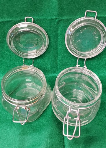 Vintage  Triomphe Jar With Metal Bale And Unbranded  Jar Of Same - Bild 5 von 5