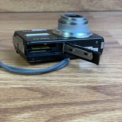 Olympus FE-290 Black 7.1MP Handheld 4x Optical Zoom Digital Camera