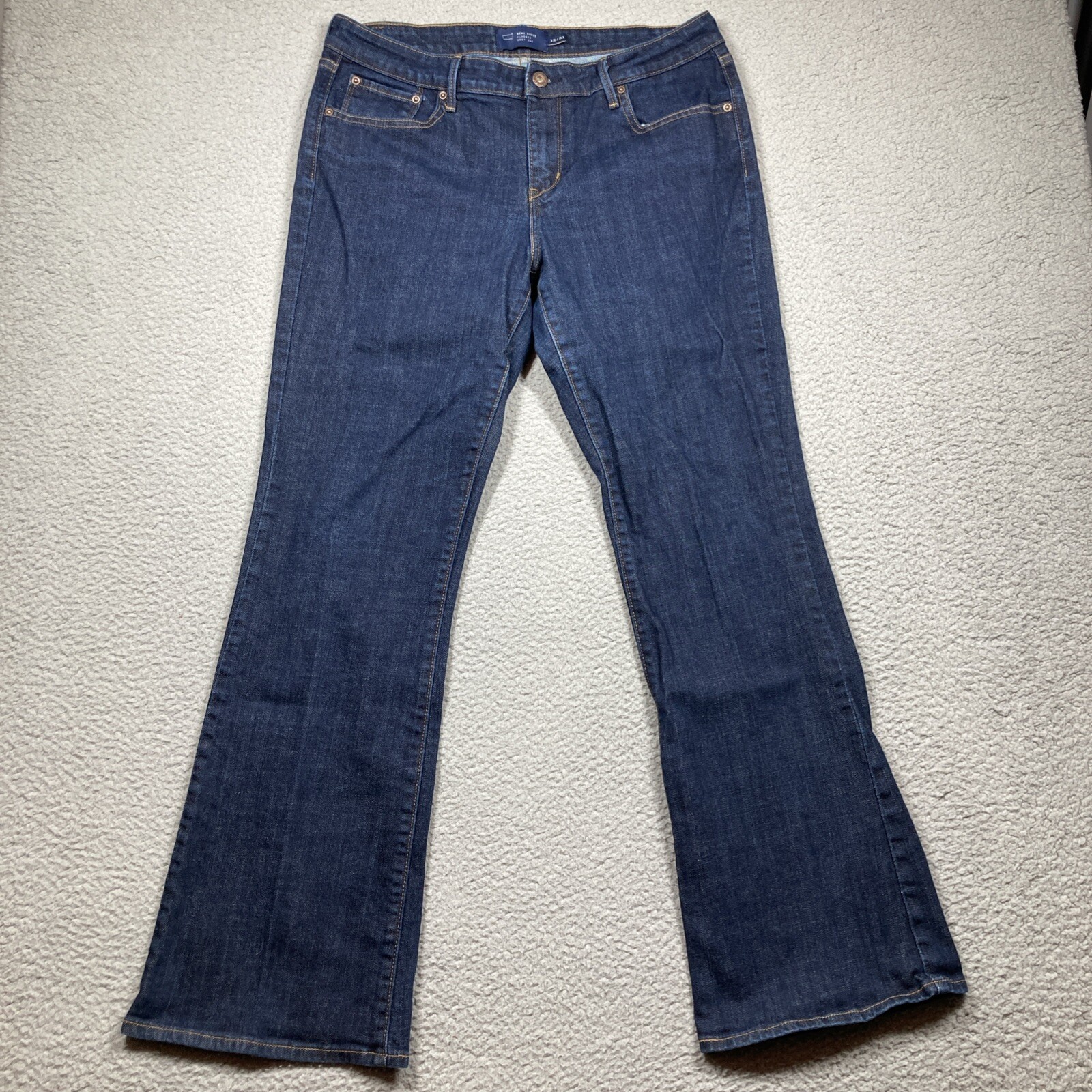 Levi’s Jeans Women’s 12/31 Blue Dark Wash Demi Curve Classic Boot Western Rodeo