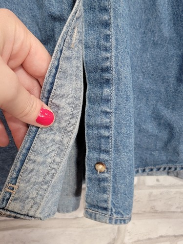 Tupperware L Embroidered Denim Shirt Consultant Award Long Sleeve Button Down - Picture 6 of 9