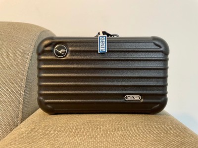 Rimowa Amenity Kit | Versiegelt | Lufthansa First Class | Matt Schwarz | Neu