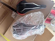 FVBZ23 Zero Black Red Synthetic Bicycle Saddles Set of 2 Unisex Adults