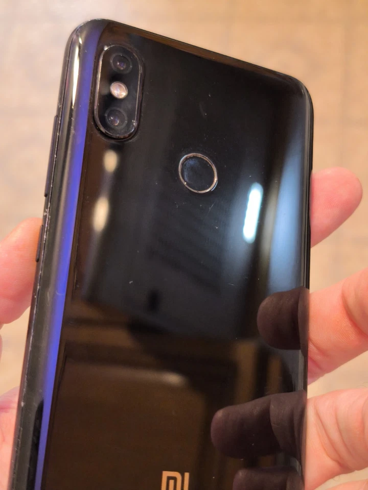 Xiaomi Mi 8 · 64GB, photo 4 of 5