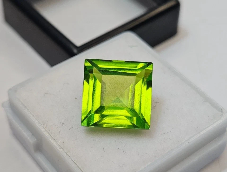 Stunning Green Peridot EGL Certified Princess Cut 11 Ct Loose Gemstone FR-048 - Image 3 of 4