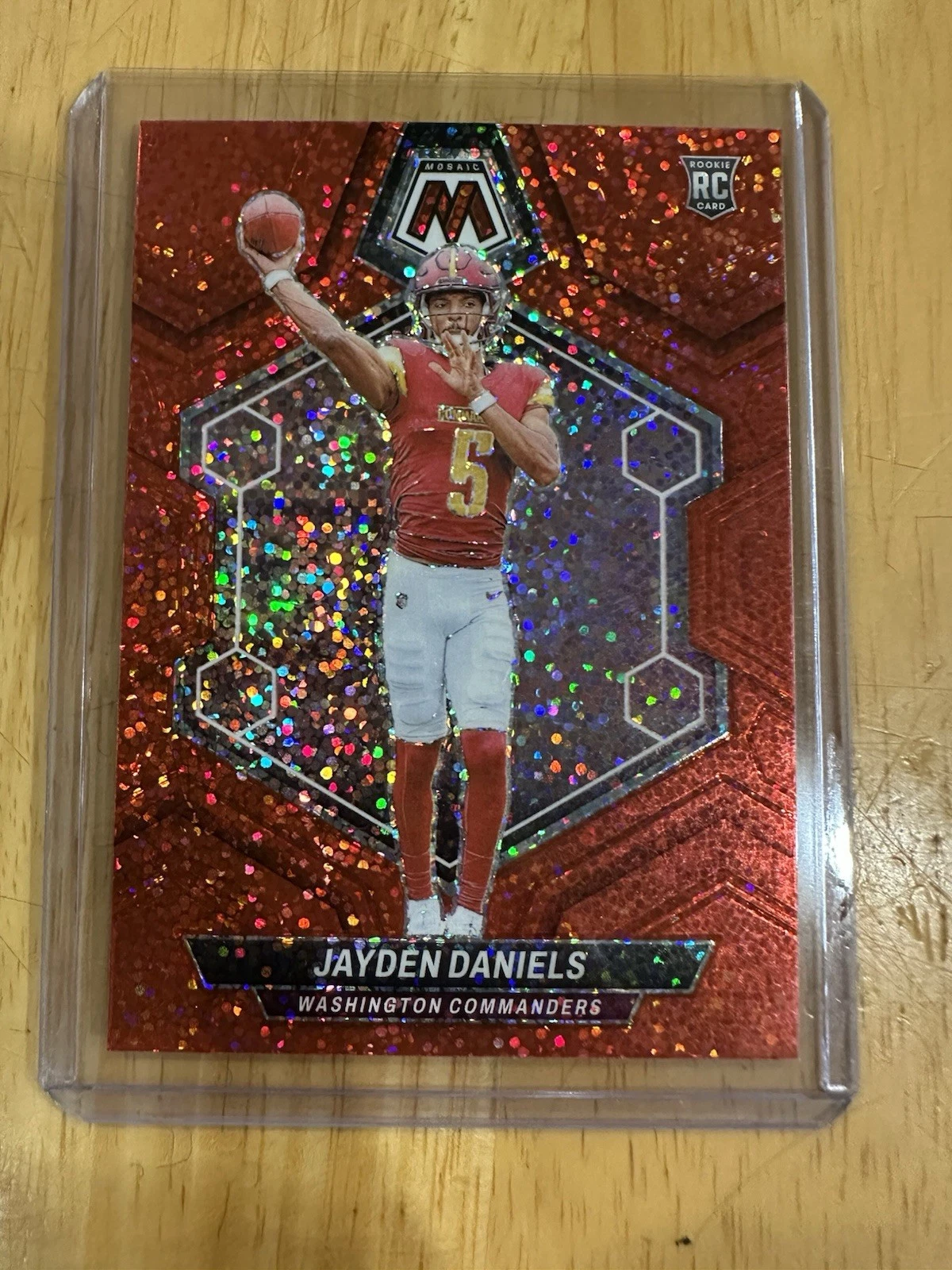 2024 Panini Mosaic Jayden Daniels RED Sparkle #302 (RC)