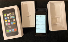 Apple iPhone 5s 16 GB Space Gray Unlocked A1533
