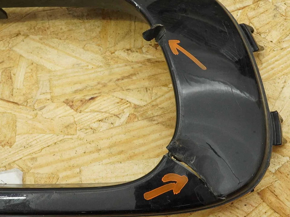 2016 - 2019 BMW 740I G11 DIFUSER VALANCE BUMPER LOWER TRIM EXTERIOR BODY REAR - Image 2 of 4