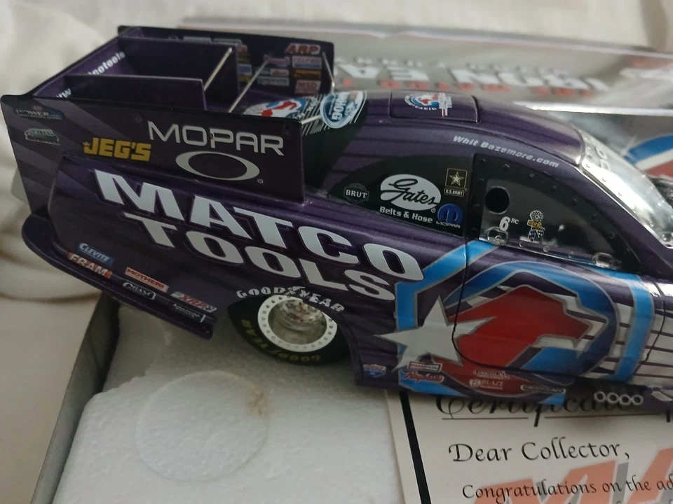 (RARO) MATCO TOOLS Whit Bazemore 05 Dodge NHRA RC2 Púrpura COCHE DIVERTIDO 1:24 (SIN USAR, EN CAJA)) Foto 2 de 4