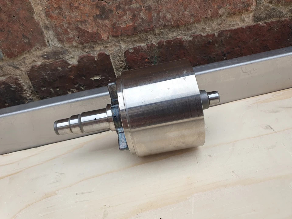 YAMAHA YZF - R1 YZF-R1 5VY 04-06 MAGNETO ALTERNATOR GENERATOR FLYWHEEL ROTOR - Image 3 of 4