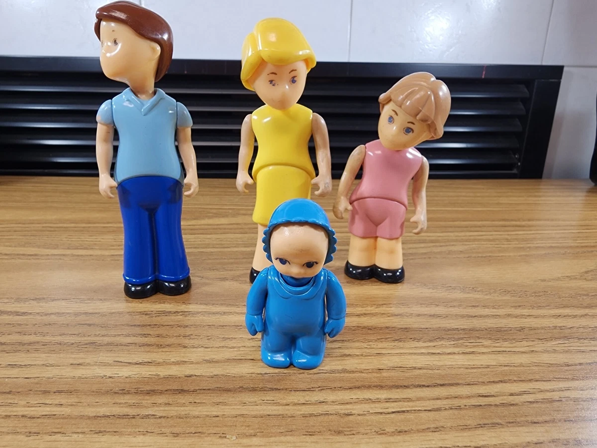 Vintage Little Tikes Dollhouse People Lot of 4 dolls a baby and