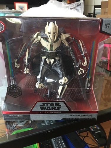 STAR WARS Disney Store exclusive 
