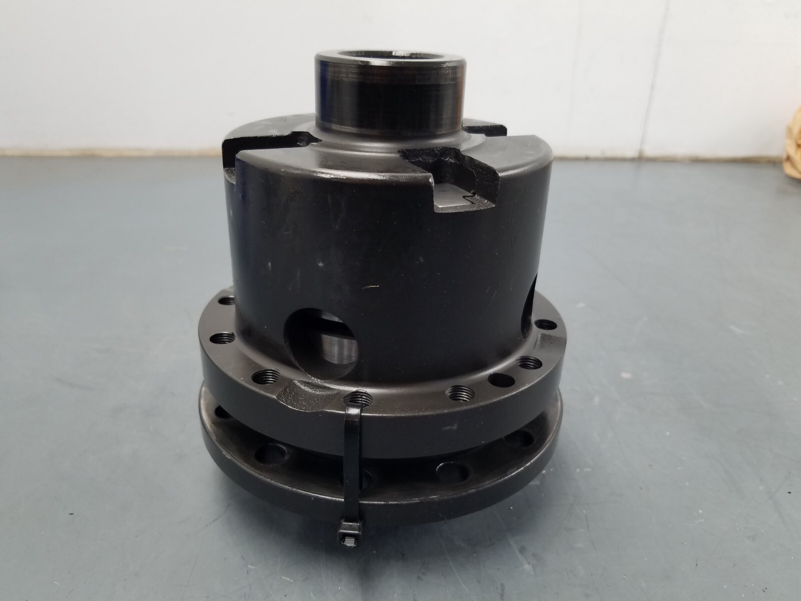 Lamborghini Gallardo  OEM Rear Differential Carrier #7688 B5
