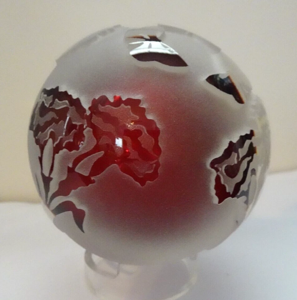 1998 Signed Kelsey Pilgrim Cameo Glass Ruby Red Butterflies Flowers Paperweight - Image 3 of 4