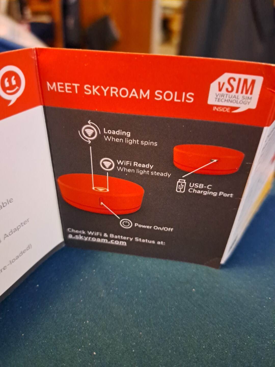 Skyroam Solis Global WIFI Roaming Mobile Hotspot  Power Bank