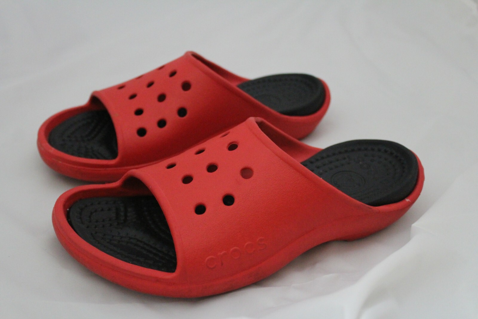 CROCS UNISEX SLIDE SANDALS- CROCS -RED- MEN'S 7 WOMEN'S 9, preowned | eBay