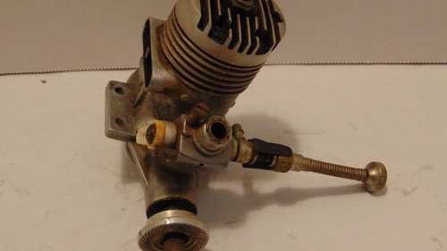 VINTAGE O.S. MAX .20 TWO STROKE GLOW ENGINE - Picture 4 of 5