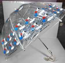 VINTAGE PEANUTS SNOOPY RAINY DAYS VINYL CHILDS UMBRELLA