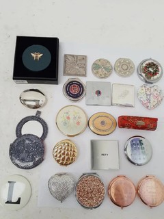 Bundle Of Mixed Compact Mirrors Vintage & Modern Mixed Designs