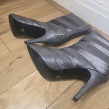 Grey Pointed Toe Heeled Ankle Boots UK 6 Stiletto Heel Zip Faux Leather