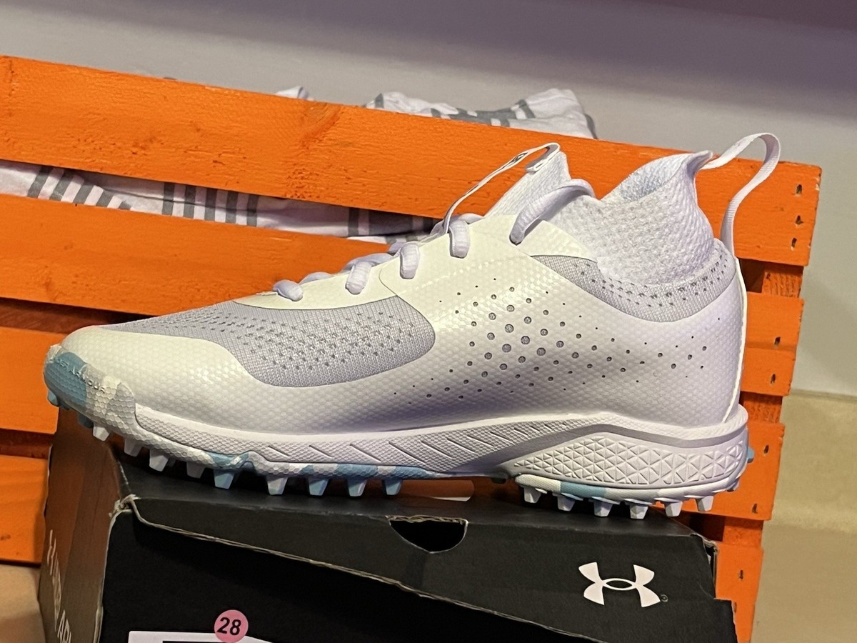 【新品未使用】UA W Glory 2 Turf Amazon.com | Under Armour Women's Glory 2 Turf, (100) White/White