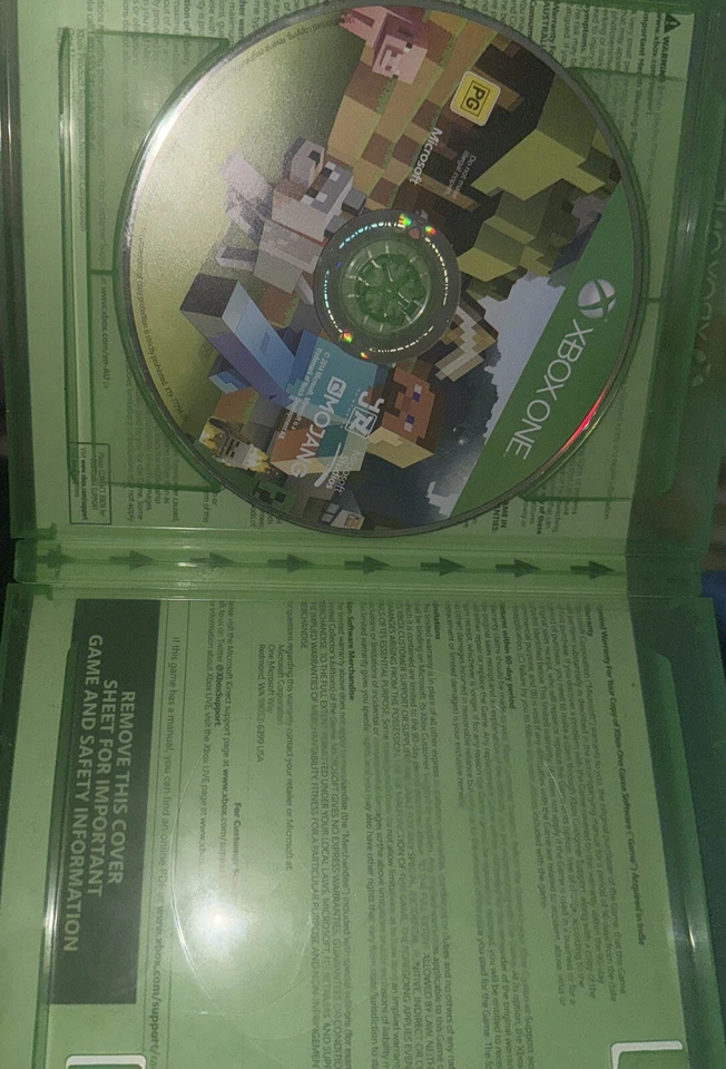 Minecraft XBOX One Edition Video Game PAL - No Manual - Image 3 of 3