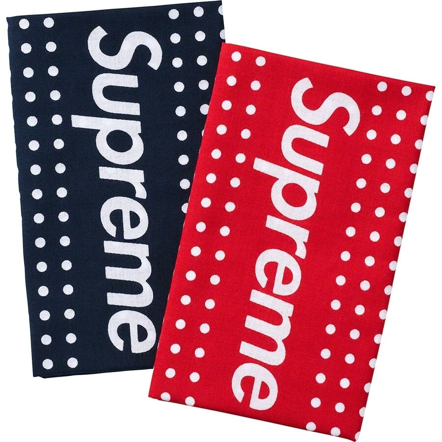 Serviette Supreme 22FW Tenugui (Lot de 2) à la main