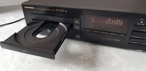 PIONEER PD-Z74T Twin-Tray Compact Disc Player. Japan - Picture 7 of 13