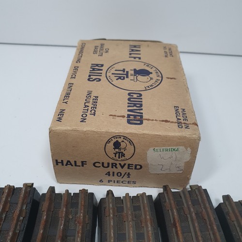 Vintage Bakelite Plastic TTR Trix Twin Railway Track 5 x Curved Rails 410/1 - Picture 2 of 12