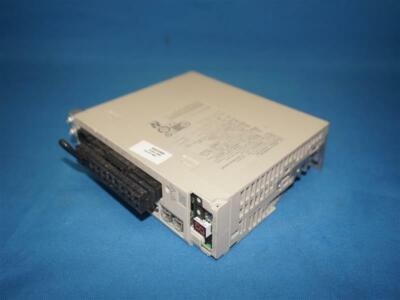 Yaskawa SGD7S-R90A20A SGD7SR90A20A Servo Drive w/o Faceplate