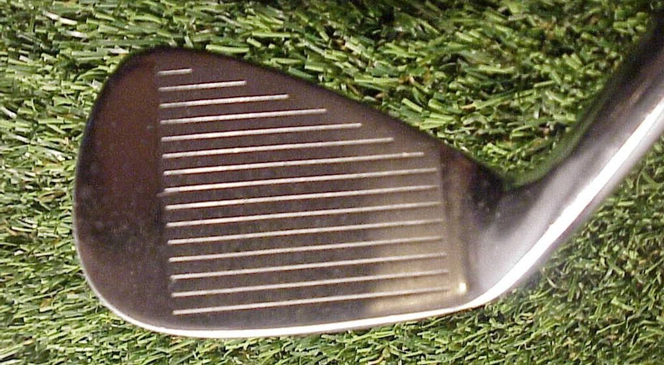 TaylorMade " R9 TP " Pitching Wedge Iron Golf Wedge NICE SHARP GROOVES