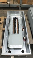 EATON  CAT# PRL2A -MAIN LUG PANEL, 225 A, 208/120 V, NEW INTERIOR, NO COVER #115