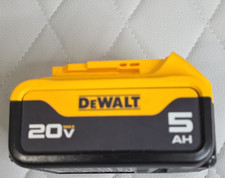 DEWALT DCB205 20V MAX 5Ah Lithium-Ion Battery Pack, Yellow 20 V