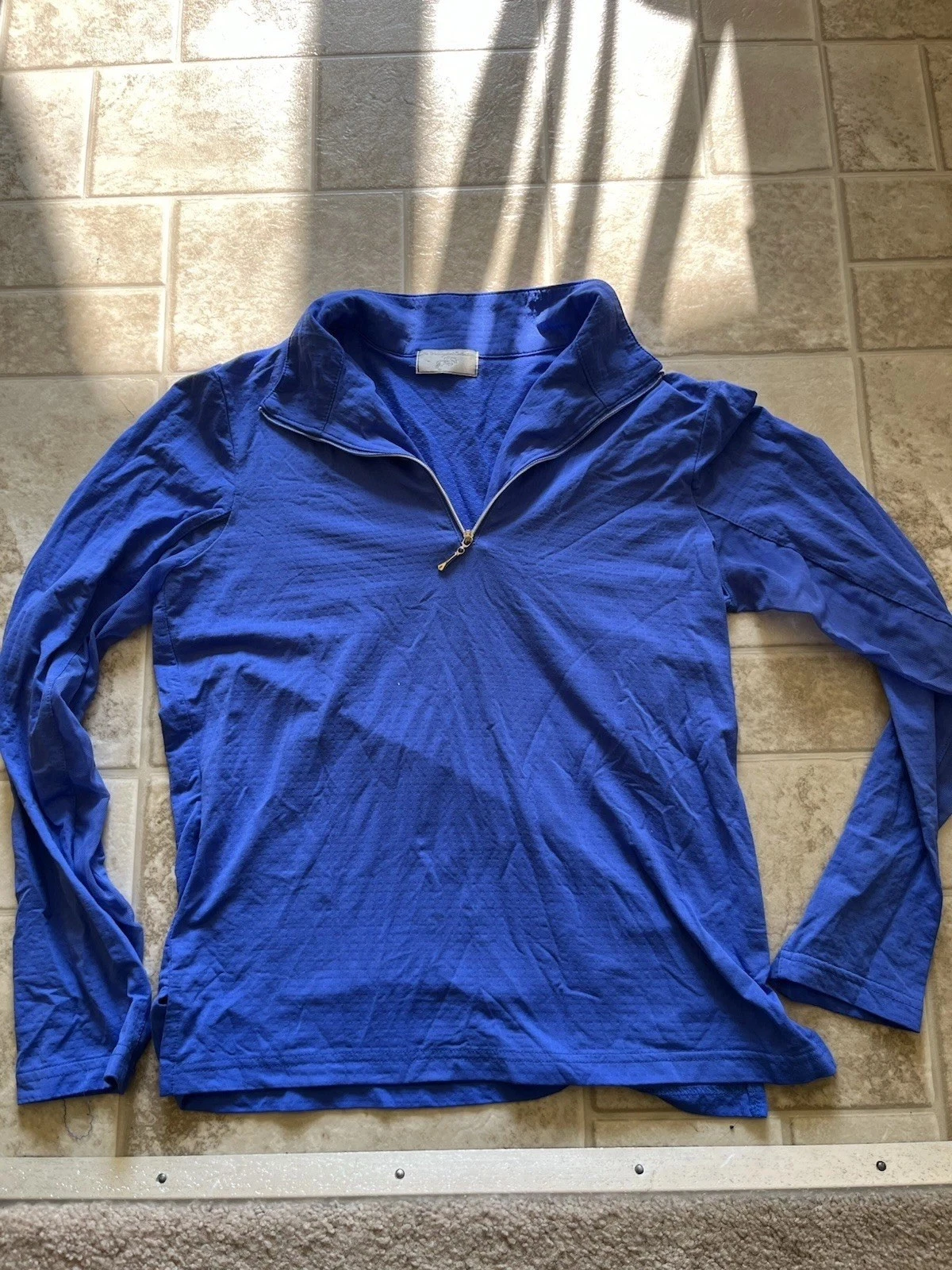 The Wellington Collection Sun Shirt Electric Blue Medium Sheer Sleeves 1/4 Zip