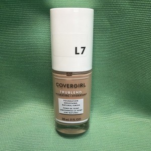 COVERGIRL TruBlend Liquid Foundation – L7 Warm Beige – Hydrating New