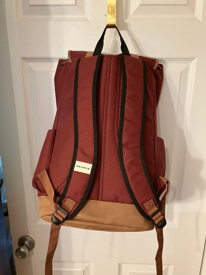 BENRUS New York Unisex  Bagpack Light weight Red/Brown Polyester/Vinyl 11,5x18x6 - Image 2 of 4