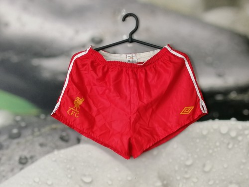 Liverpool 1982 - 1985 home vintage football shorts Umbro size 34 S - M 7 86