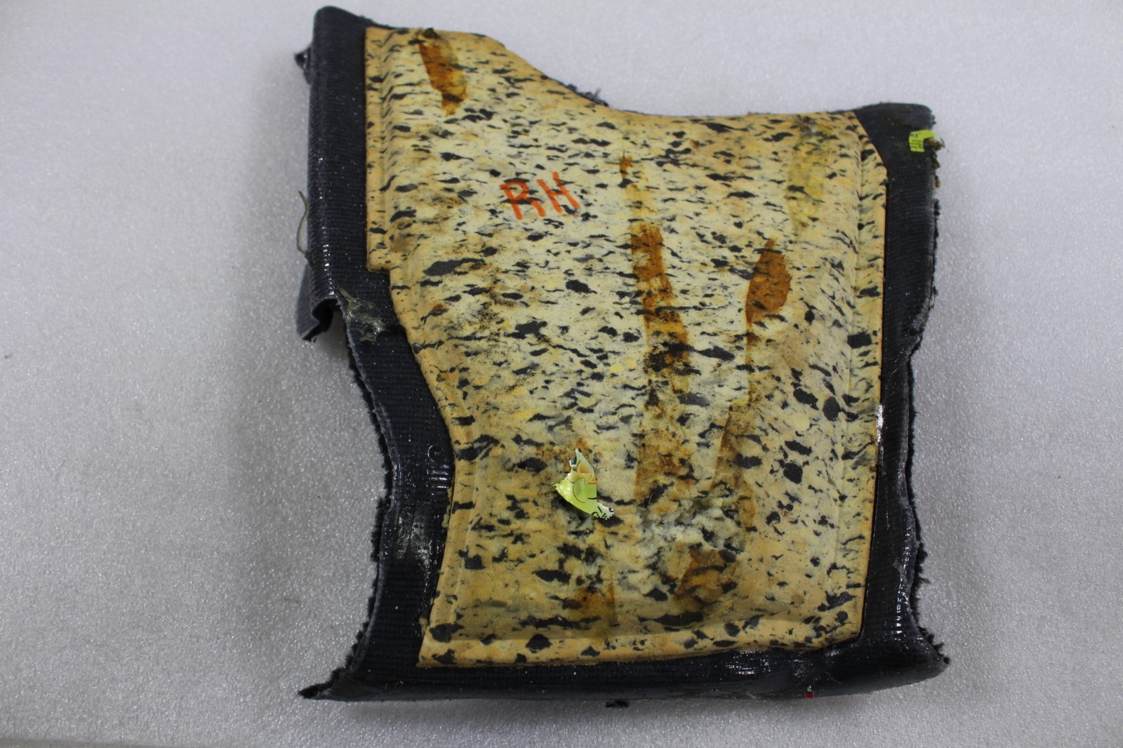 Lamborghini Gallardo Coupe, Spyder, RH, Front Corner Carpet, Used, 401864938B